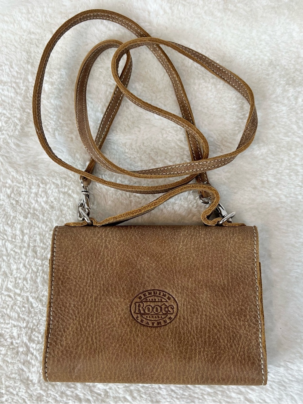 Roots Tan Leather Crossbody Purse Bag